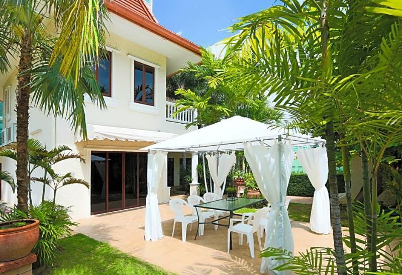 Sweet Villas Pattaya Exteriör bild